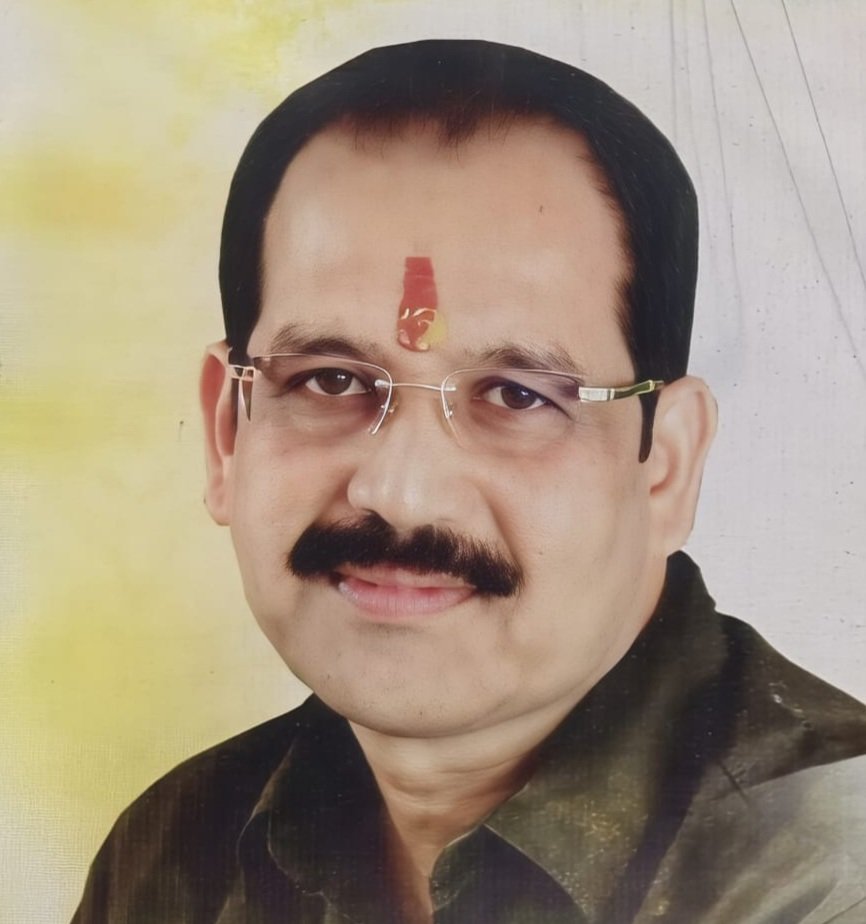 कुरुद में ED की बड़ी छापेमारी: भारतमाला प्रोजेक्ट जमीन घोटाले में भूपेंद्र चंद्राकर और रोशन चंद्राकर के ठिकानों पर दबिश img 20260427 wa0012