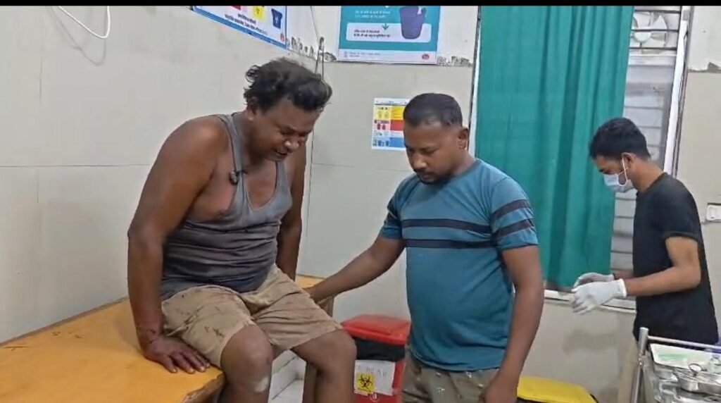 देवभोग में खौफनाक हमला: होटल में घुसकर ब्लेड से बरपाया कहर, मां की मौत; पिता और दो बेटे लहूलुहान 1002008792