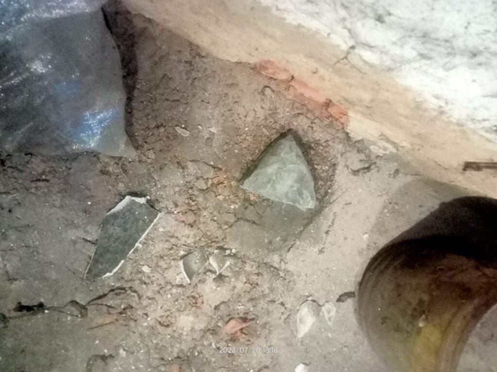 जहरीला पानी पीने को मजबूर बिजारी के ग्रामीण! खदान ब्लास्टिंग से भूजल दूषित होने का आरोप, पेयजल संकट गहराया 1002161657