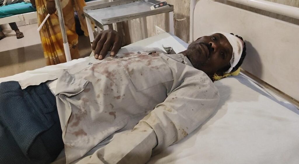 राजनांदगांव: 18 एकड़ जमीन विवाद में खूनी संघर्ष, दो परिवारों के 12 लोग घायल, दो की हालत गंभीर 1002162500