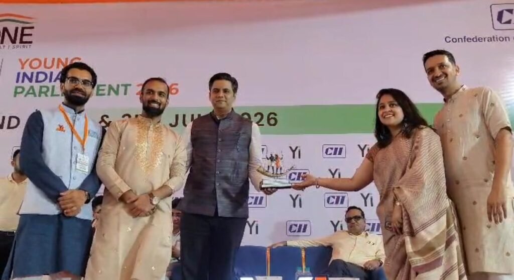 संसदीय बहस में छात्रों ने दिखाया दम, लोकतंत्र के मंच पर उभरी नई नेतृत्व क्षमता 1002175423